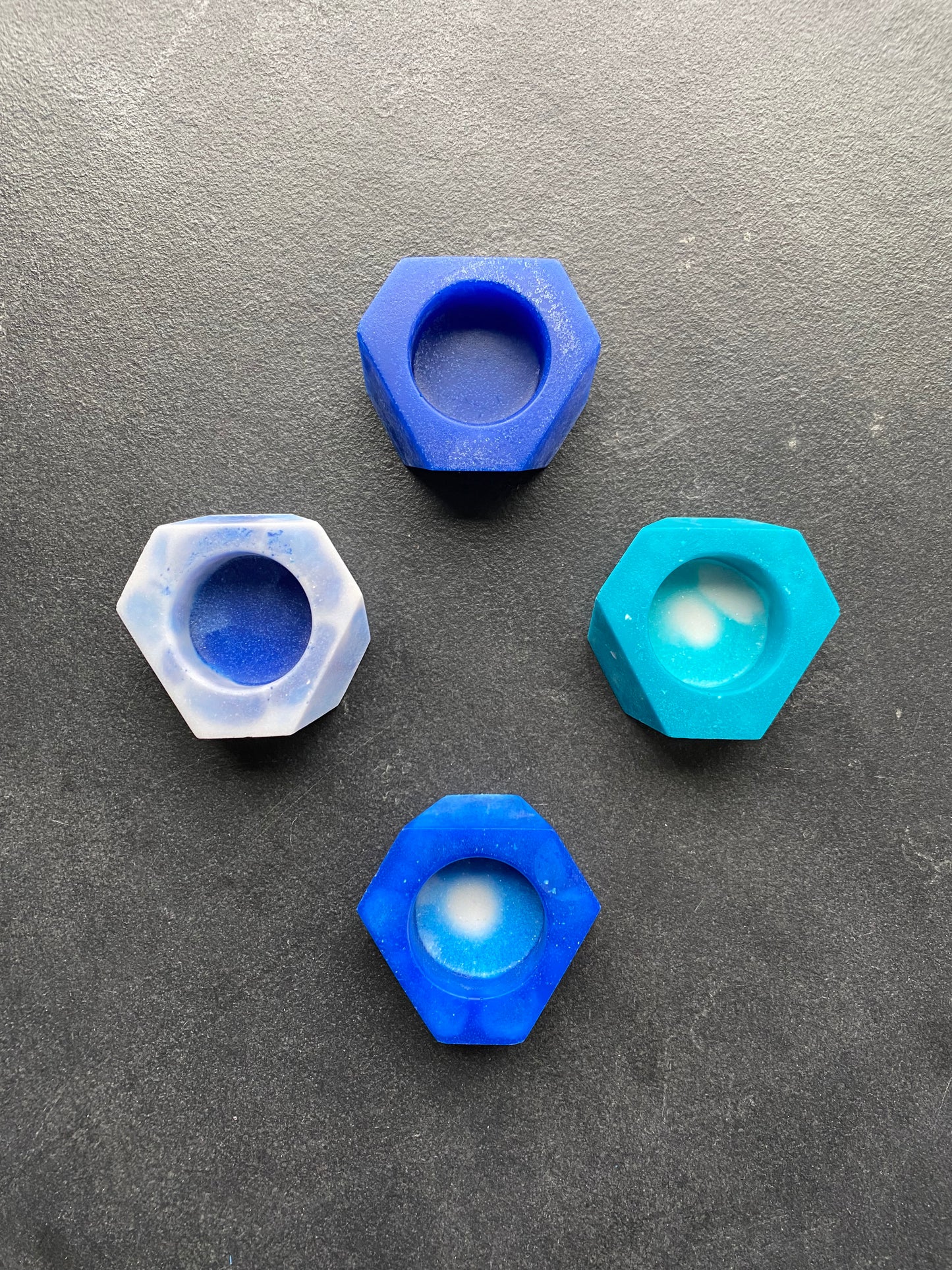 Aimé - Theelichthouder div. kleuren