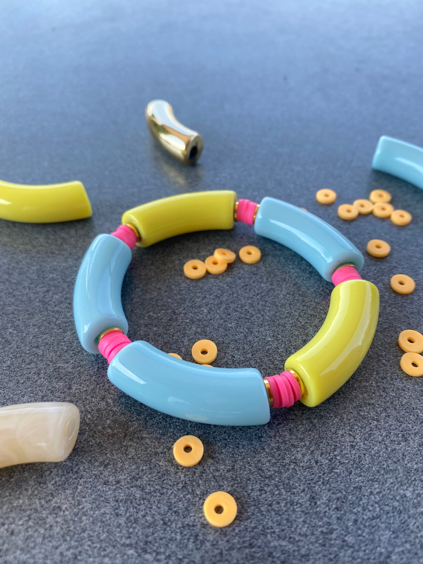 Kleurrijke tube armbanden - Paars mix